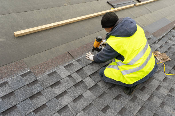 Best Affordable Roofing Company  in Lyndon, KS